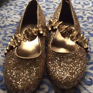 Michael Kors (brand) shoes. Glittery Gold.
